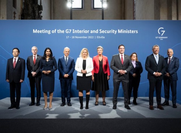Министри от Г-7 обвиниха Русия в "най-жестоките престъпления", поискаха наказателно преследване на отговорните