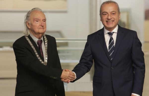 Министър-председателят Гълъб Донев връчи годишната държавна награда Св. Паисий Хилендарски“ на