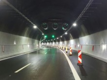 Верижна катастрофа  в тунел "Витиня", задръстването е огромно