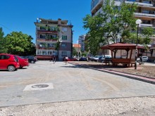 Цялостно обновяване на голямо междублоково пространство в Асеновград
