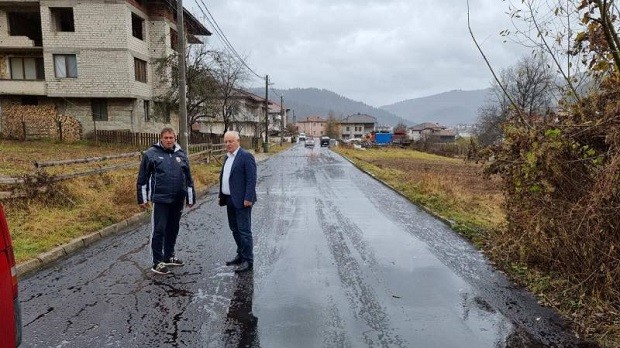 Три улици в село Смилян са асфалтирани след 40 г. чакане