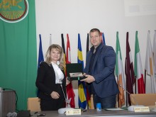 Община Стара Загора подписа меморандум за партньорство с Асоциацията на производителите на декоративни растения в България