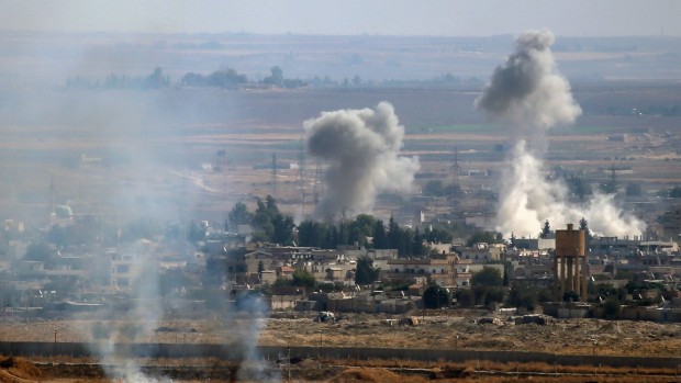 Сирийската армия е открила огън по подкрепяна от Турция формирования до границата