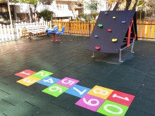 Община Сливен обнови детска площадка в квартал "Дружба"