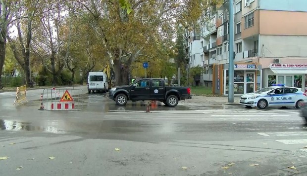 TD На вниманието на водачите в Пловдив сериозна ВиК авария е