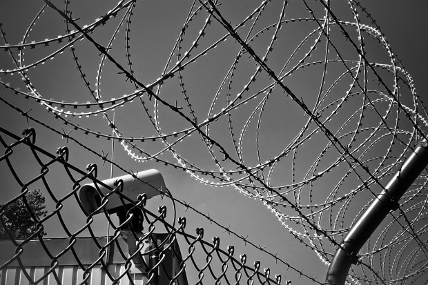 Обвиниха гражданин на Ирак, подпомагал чужденци да пребивават в страната ни