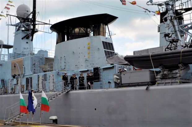 </TD
>Военноморските сили на Република България ще помогнат тазгодишният бургаски Никулден