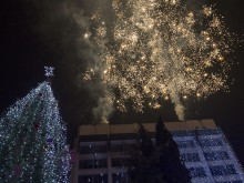 Елхата в Стара Загора грейва на 2 декември с Дядо Коледа и концерт
