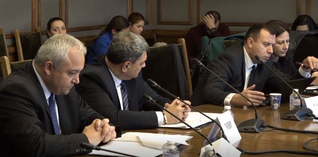 Министър Демерджиев: Не разполагаме с бързи автомобили като на каналджиите, но сменяме тактиките на противодействие
