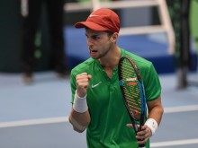 Андреев елиминира руснак и продължава напред на "Чалънджър" турнира във Валенсия