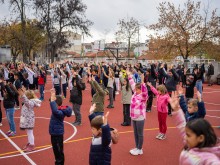 Ново спортно игрище бе открито в двора на Средно училище "Св. Климент Охридски"