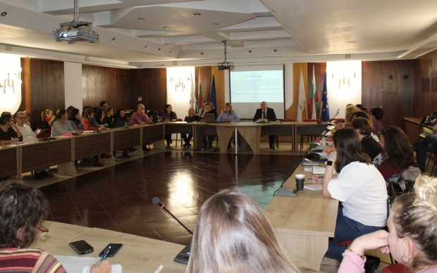 Община Русе проведе работна среща с доставчиците на социални услуги