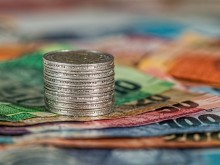 25 000 канадски долара предаде възрастна жена на телефонни измамници