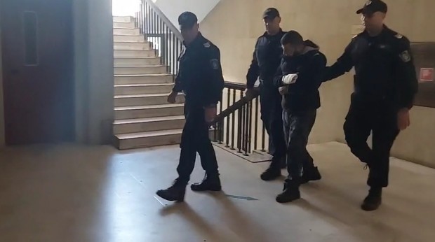 Районен съд - Бургас гледа мярката на сириеца, задържан след гонката с полицията
