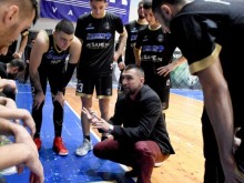 Академик Пловдив отново ще играе мач след 23 дни пауза