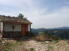Аязмо близо до Пловдив цери болни, дори Ванга пращала там хора