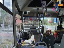 Пътник в градския транспорт на Пловдив: Недружелюбна кондукторка псуваше по хората