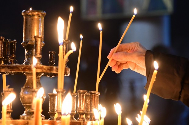 Християнската църква отбелязва Успението на Свети Теодосий Търновски