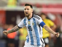 Аржентина и Мексико играха пред рекордна публика на Световно