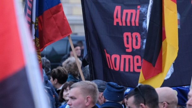 Антиамерикански митинг в Лайпциг завърши със сблъсъци с полицията