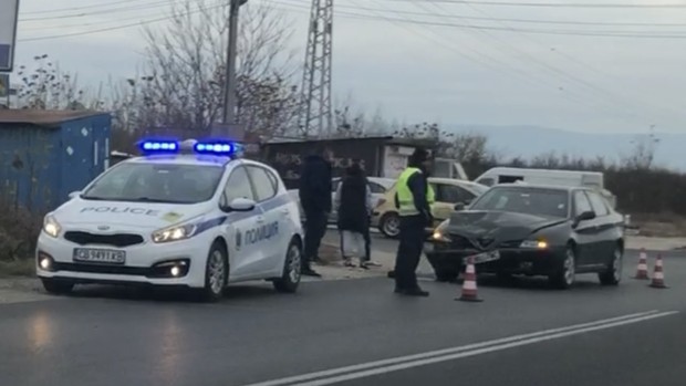 </TD
>Репортер на Plovdiv24.bg стана неволен свидетел на катастрофа на, която