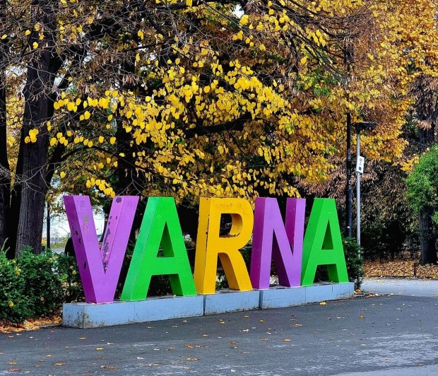 Демократична България Варна призовава общинските съветници да не допускат