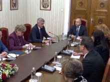 Румен Радев към "Български възход": Макар и най-малобройната, вашата ПГ има своето място и отговорност в Народното събрание