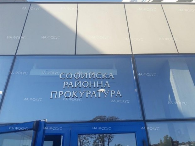 По искане на Софийската районна прокуратура съдът задържа под стража
