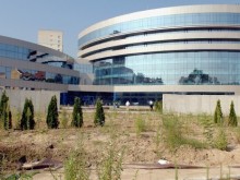 Оставиха в ареста юристка, обвинена в измама за хиляди евро