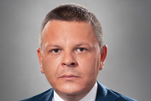 Министър Алексиев: Българската железопътна мрежа е 75% електрифицирана