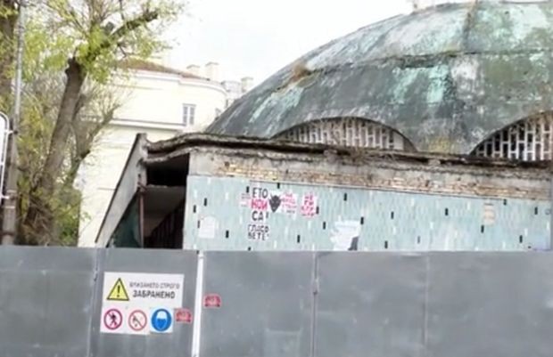 Недоволство във Варна заради предстоящото събаряне на знакова сграда в сърцето на