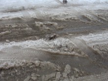 Улиците отново плувнаха във вода след последния снеговалеж