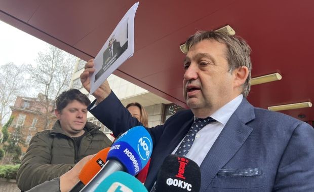 Министър Шишков: Трябва да се направи юридически анализ дали ще има възможност да бъдат опростени глобите на хората за винетките