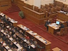 Депутатите продължават да разглеждат Изборния кодекс