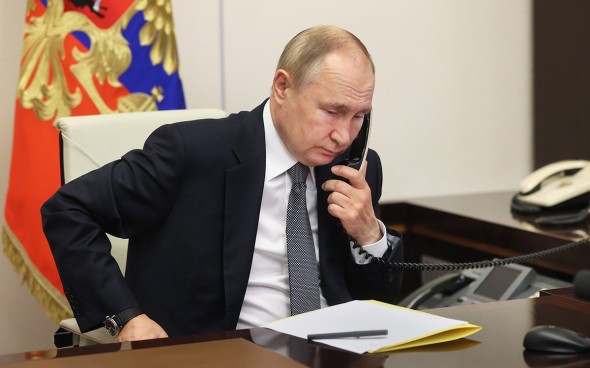Путин и Шолц са провели телефонен разговор за Украйна
