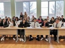 Гимназисти посетиха Районната прокуратура в Кюстендил