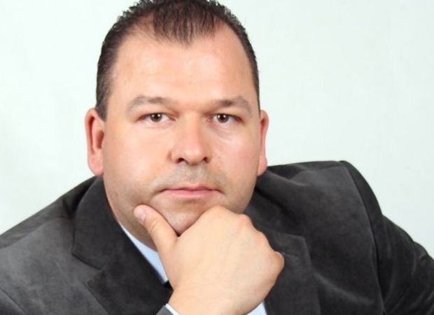 Общинският съветник от групата на БСП за България Николай Велчев
