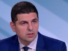 Ивайло Мирчев: Тряба да бъдем активна страна, вместо да припкаме след "Лукойл"