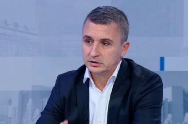 Александър Николов: България не може да защитава желанията на Русия да изнася петрол в Европа