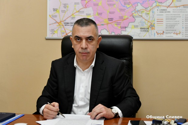 Кметът Стефан Радев поздравява жителите на община Сливен  по случай Никулден
