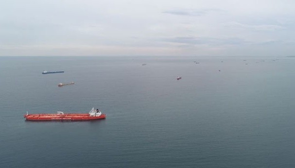 Турция изисква застрахователни гаранции от кораби, превозващи руски петрол