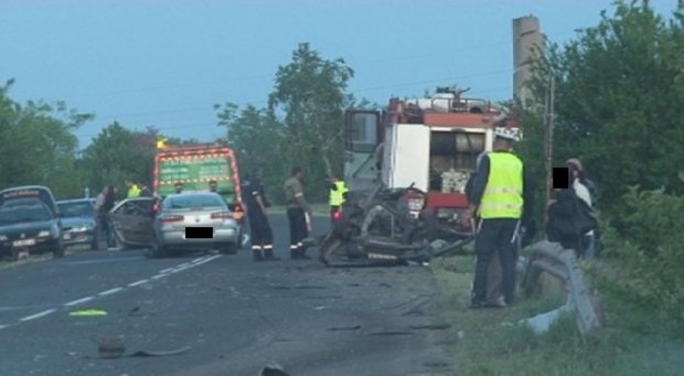 Двама мъже са в тежко състояние след катастрофа на пътя Пловдив –Хасково