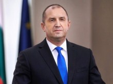 Румен Радев ще удостои български военнослужещи с висше офицерско звание