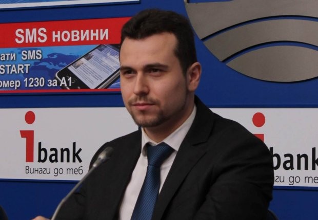 Станислав Бачев: Няма как Шенген да не се политизира, казусът показа дълбоките комплекси на българската политическа прослойка, която не знае какво да прави с държавата