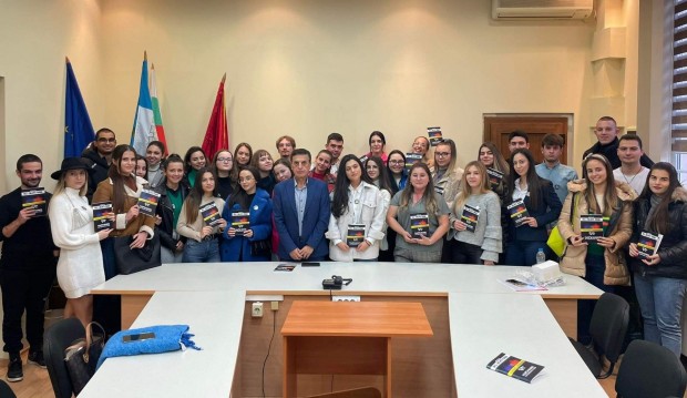 </TD
>Районна прокуратура - Пловдив подкрепи инициативата на 45 студенти по