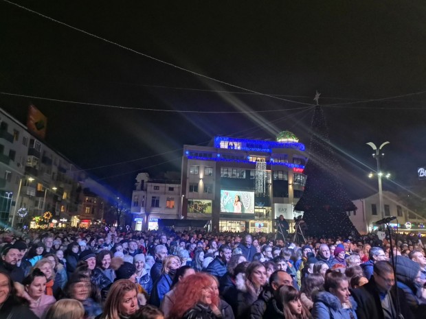 TD Тази година Община Бургас е подготвила и втори концерт посветен