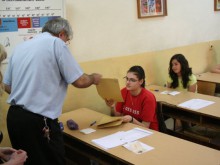 Започва подаването на заявления за явяване на матури