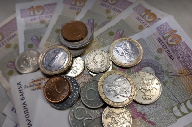 Над 75 от българите изпитват затруднения в покриването на ежедневните си разходи Това