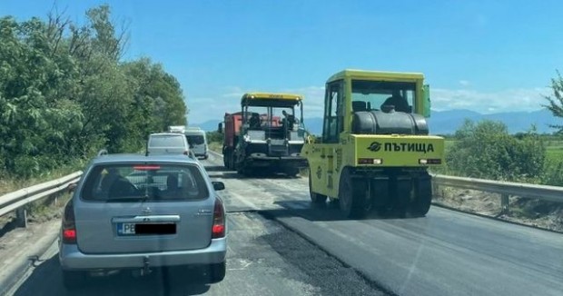 </TD
>Ремонтът на Голямоконарско шосе в Пловдив може да се забави