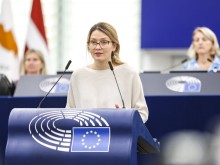 Цветелина Пенкова: Дипломатическите усилия за влизане в Шенген да продължат. Отказът е неоправдан